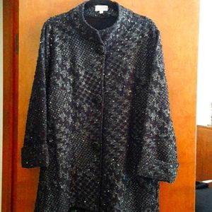 IF YOU SAW THIS, YOU WOULD LOVE IT! JACKET  31 LONG  25 PIT TO PIT. LIGHT WEIGHT